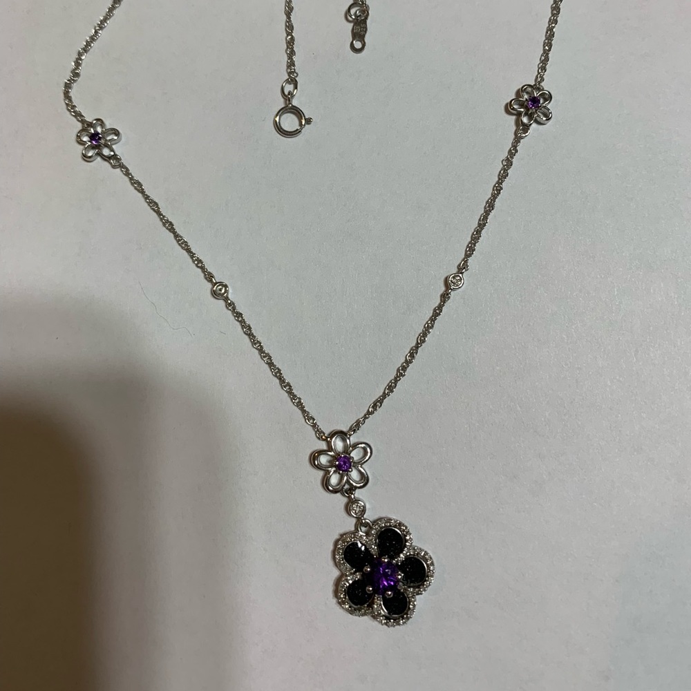 Sterling silver & amethyst flower necklace